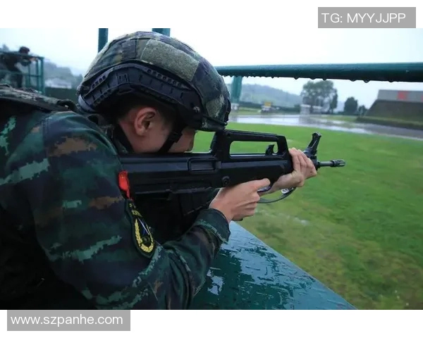 成都攀岩队中路突破战术解析与实战应用探讨 成都攀岩队中路突破战术解析与实战应用探讨