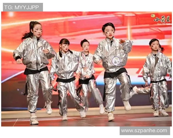 重庆街舞队荣登全国街舞力量排行榜第九名展现青春活力与团队精神