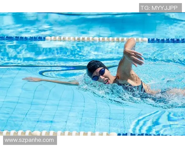 游泳技术提升全攻略:从基础动作到高级技巧全面解析