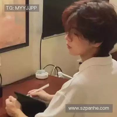 仲灵楚